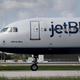 Image for article titled JetBlue Left Passengers Stuck On Plane After Midnight
